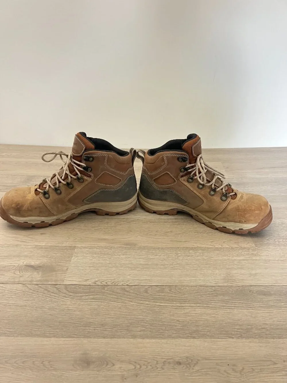 Danner Work Boots Gore Tex Composite Toe Vicious 4.5 Tan Brown Men's Size 9.5 D